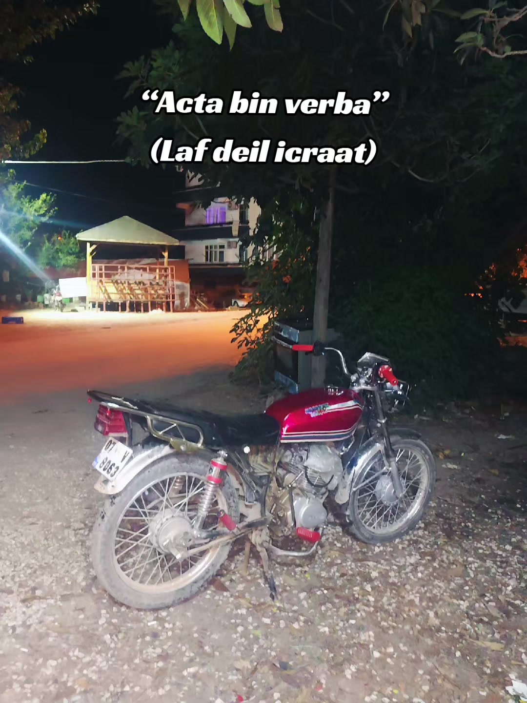 @EÇ