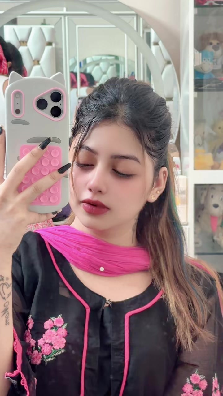 @Mini Panda 🥹