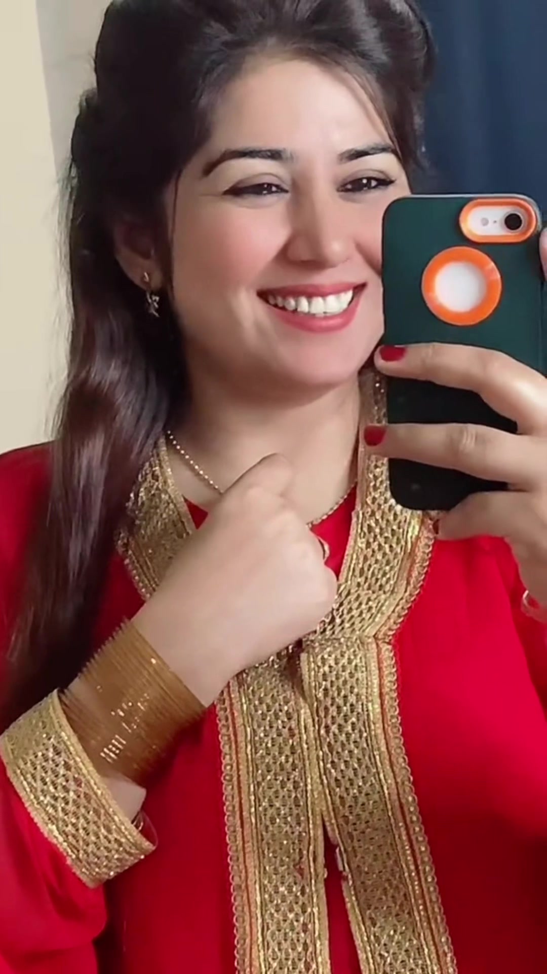 @Emanmitho 🇦🇪 🇵🇰