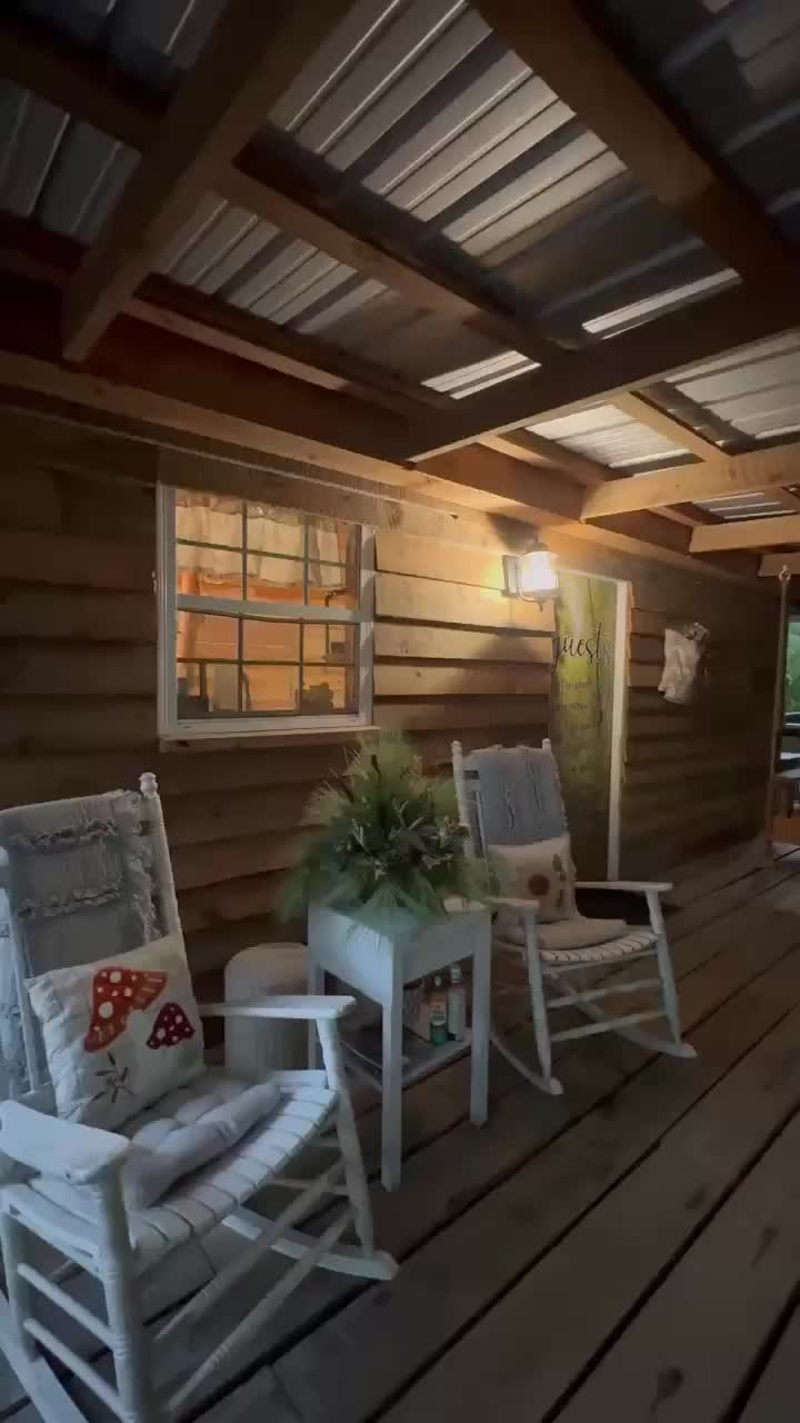@Fancy Hill Cabins