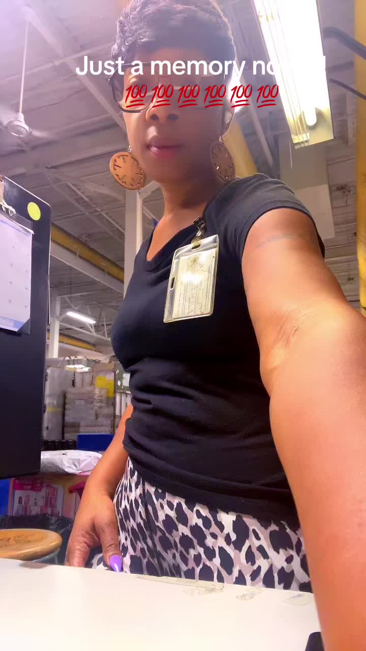 @QueenLawne