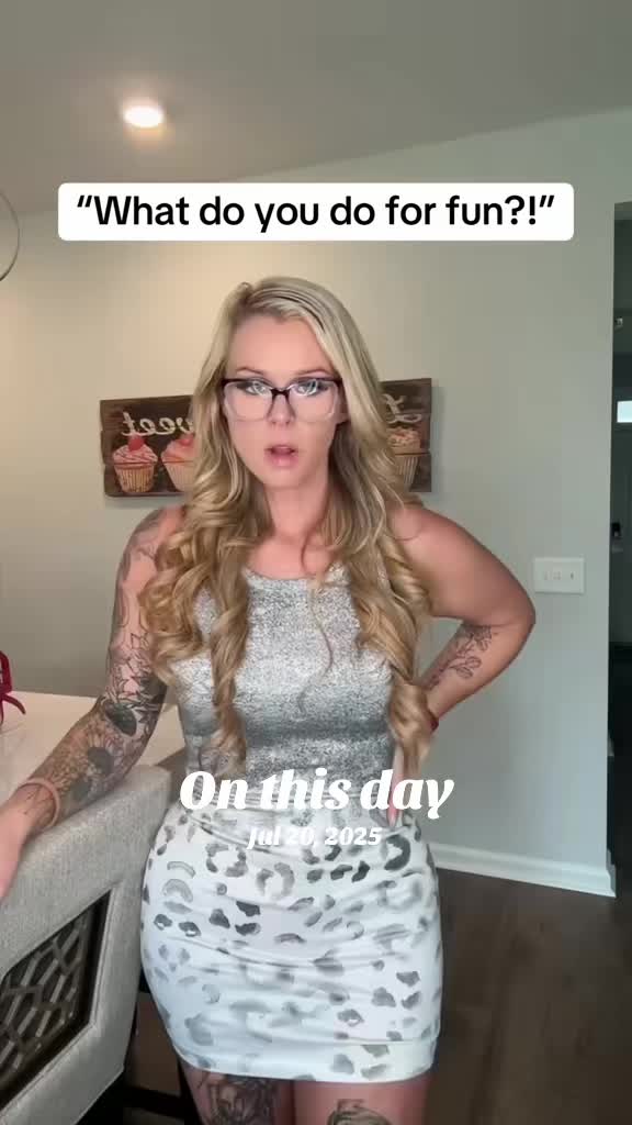 @that_blonde_wife