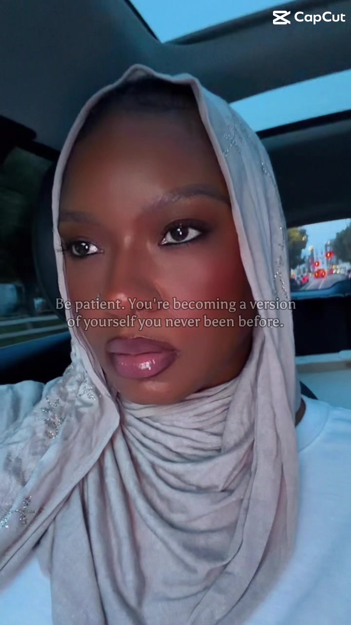 @Ebony | Beauty & Modest Style