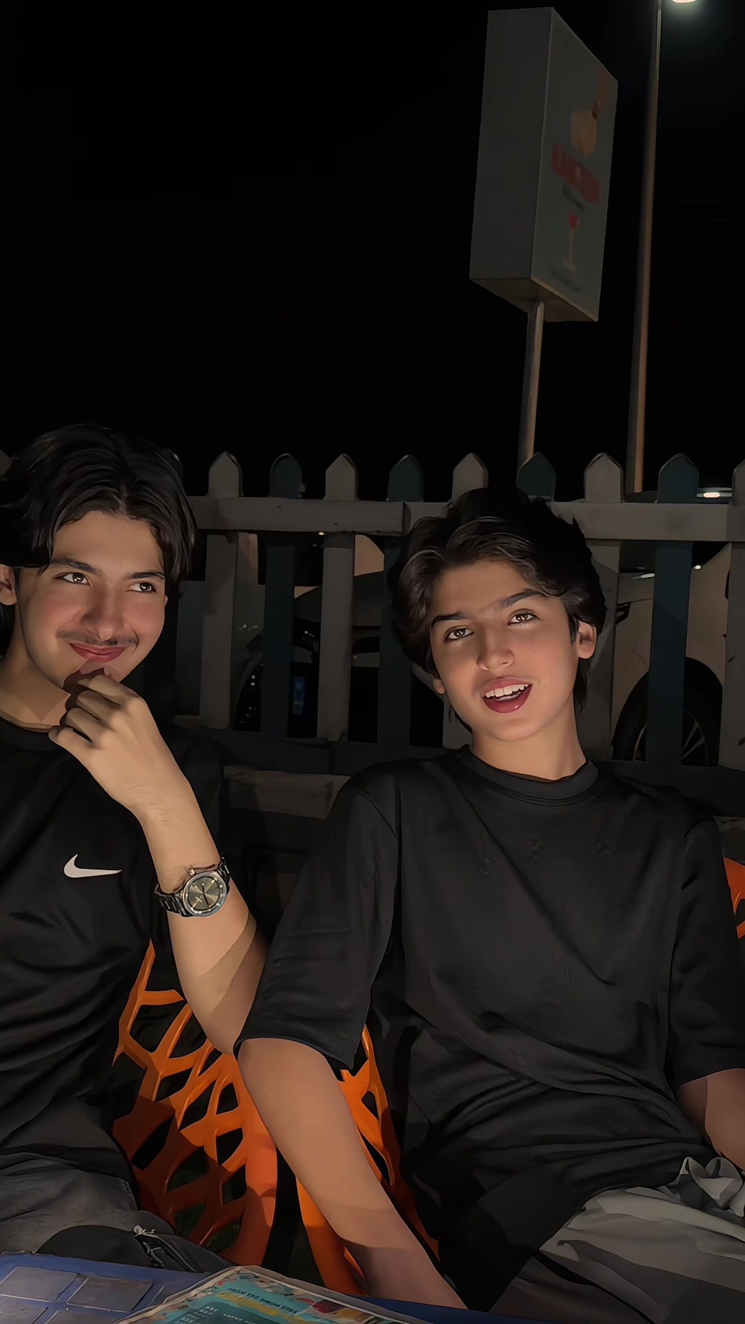 @𝙈𝙖𝙣𝙞🦇