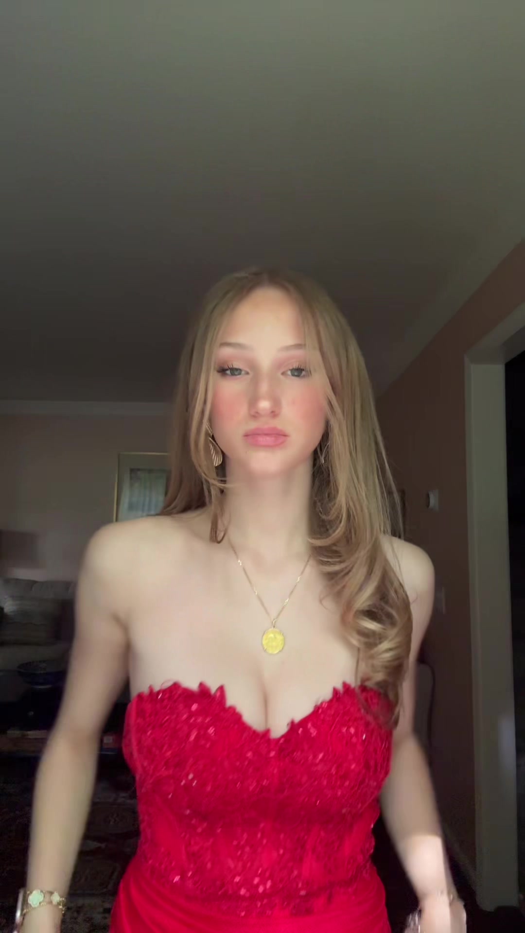 @Eva๐