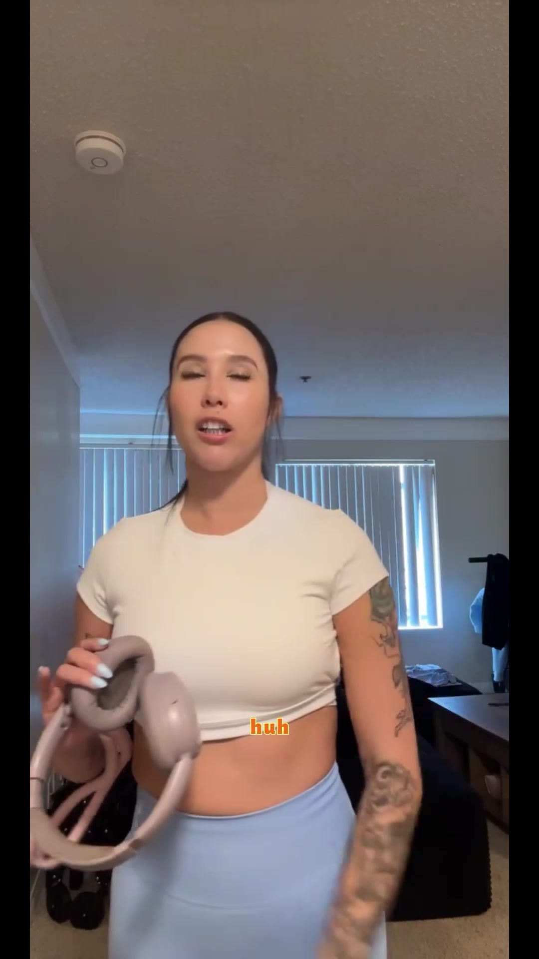 @vanezmu