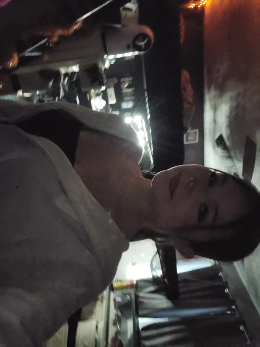 @🪼✈︎❀(☞ ͡° ͜ʖ ͡°)☞🦋
