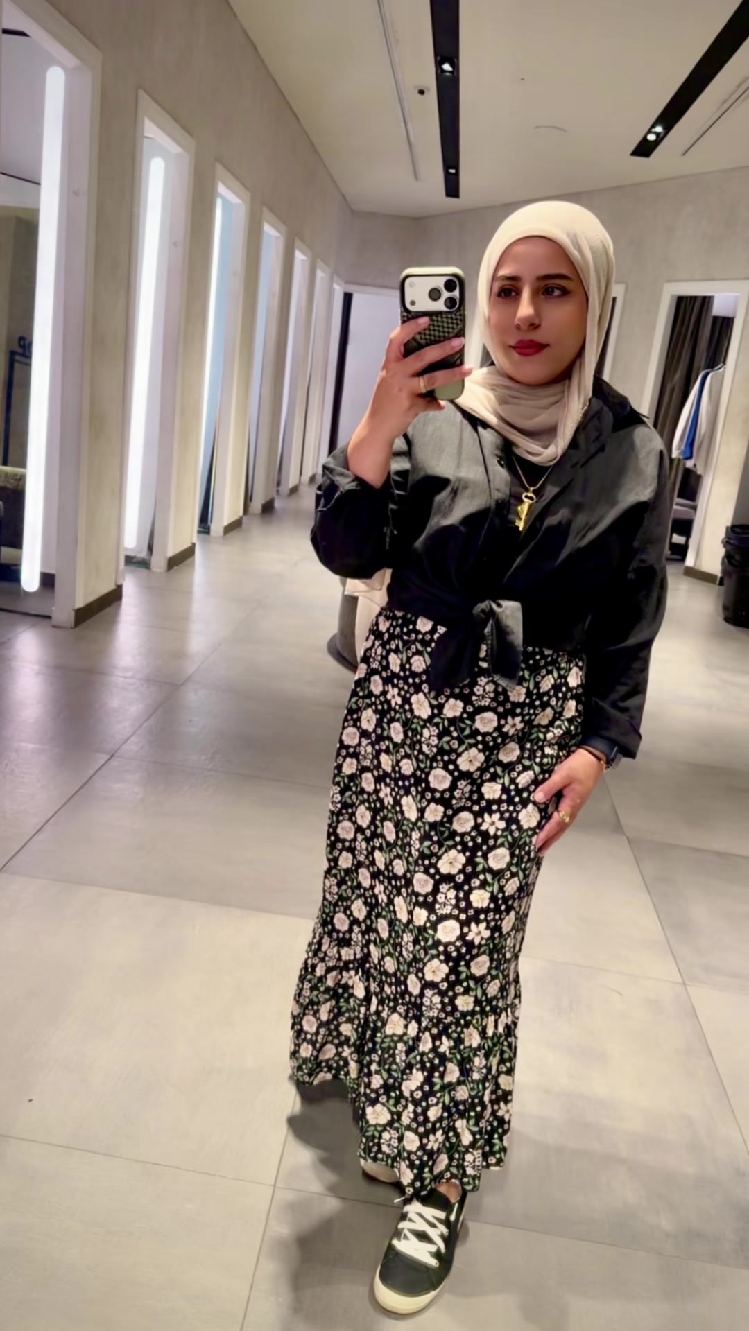 @ LaيaL 
