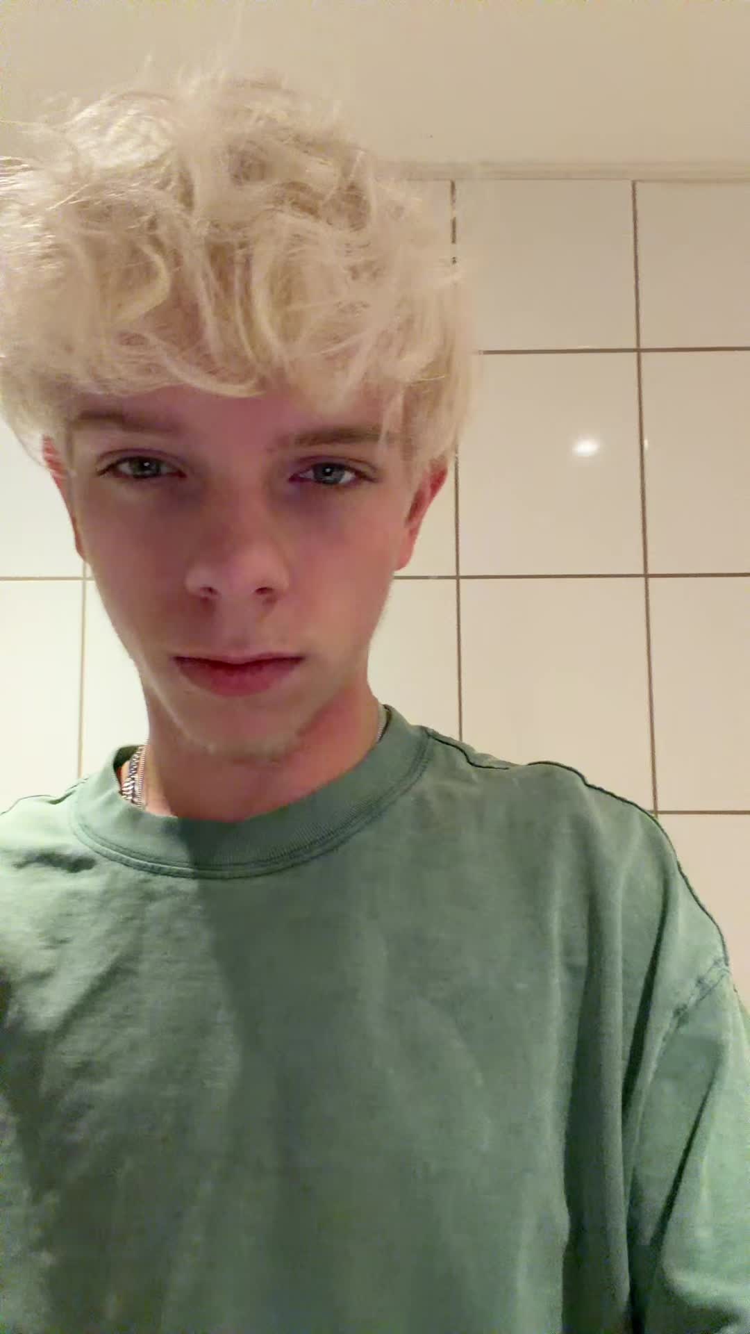 @P3RR&yen;
