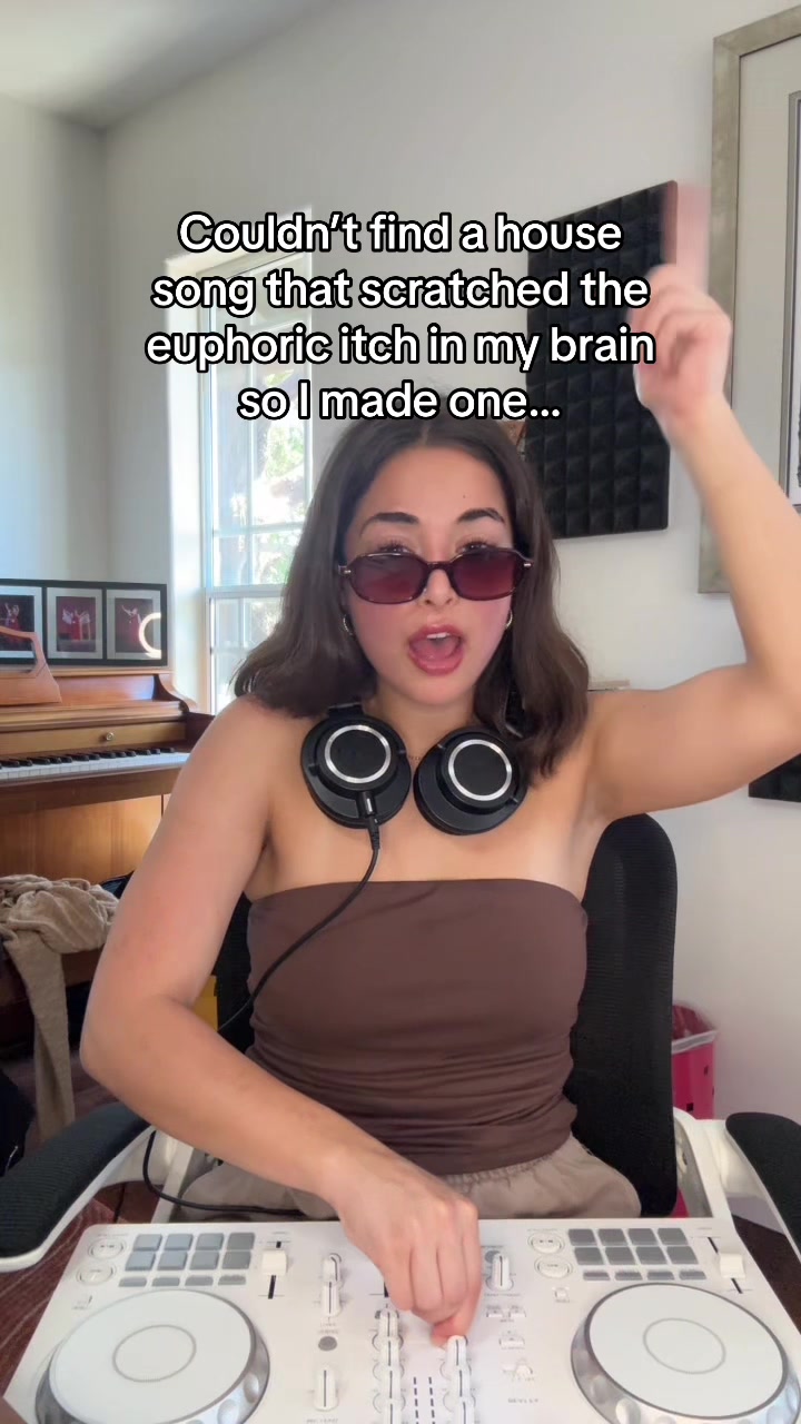 @Maya Sarkissian