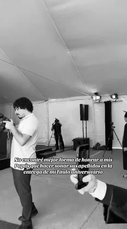 @Itzel&ensp;🦋