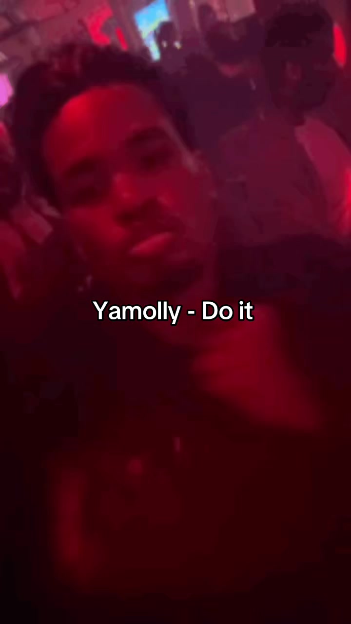 @yamolly___