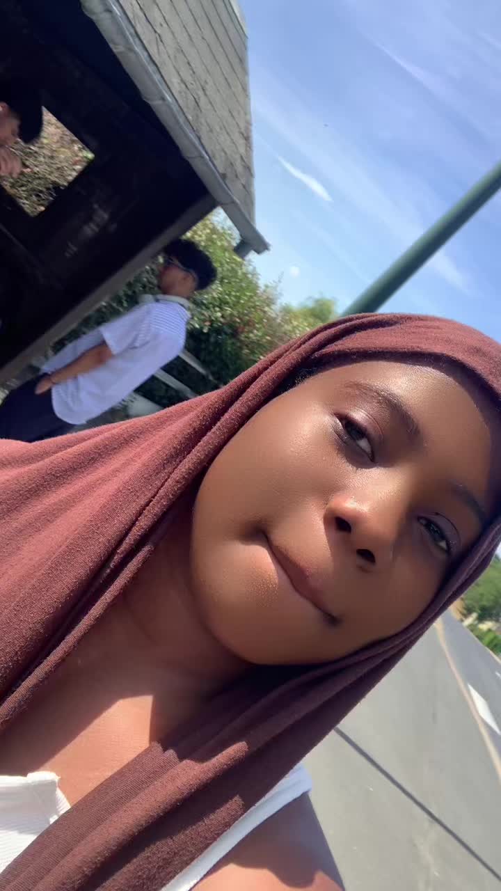 @🌸~<Tia🥹🦋💕