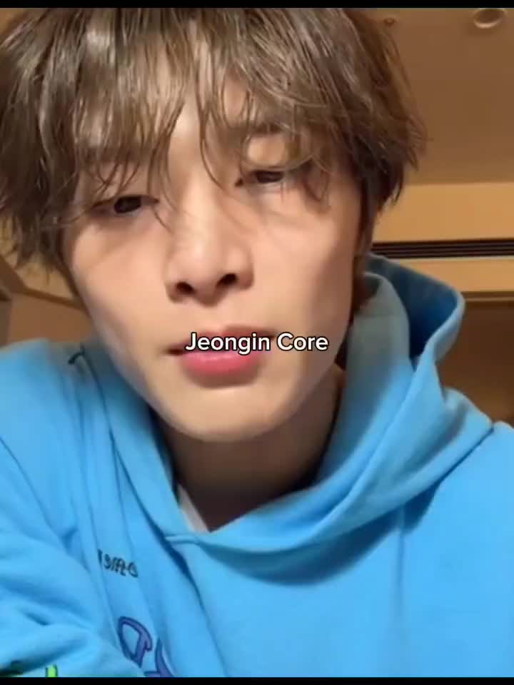 @AroStayXbl