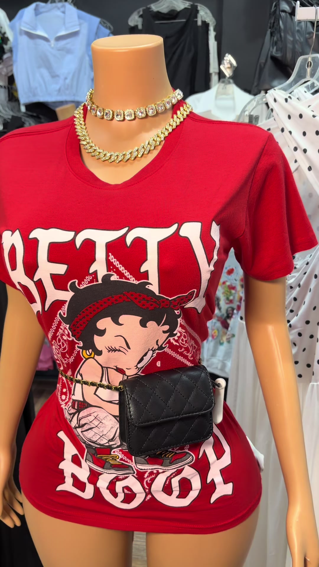 @Laclothingsanjuan