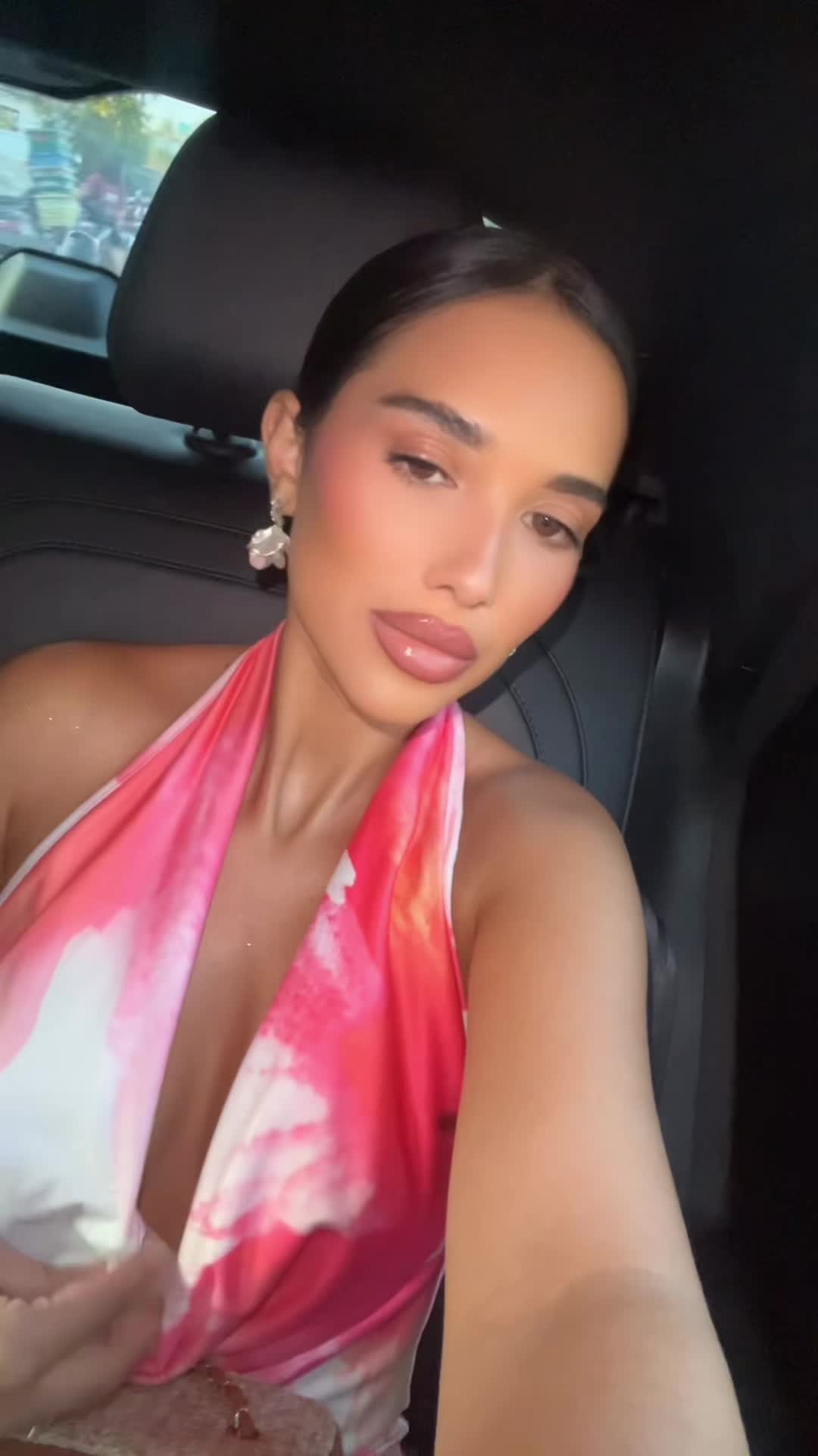@Moonay