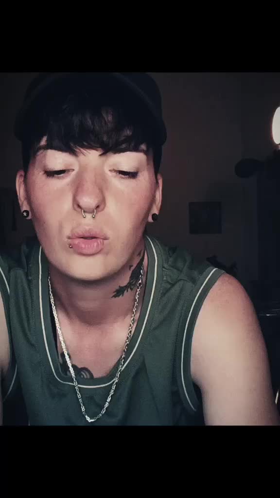 @Kingslowly