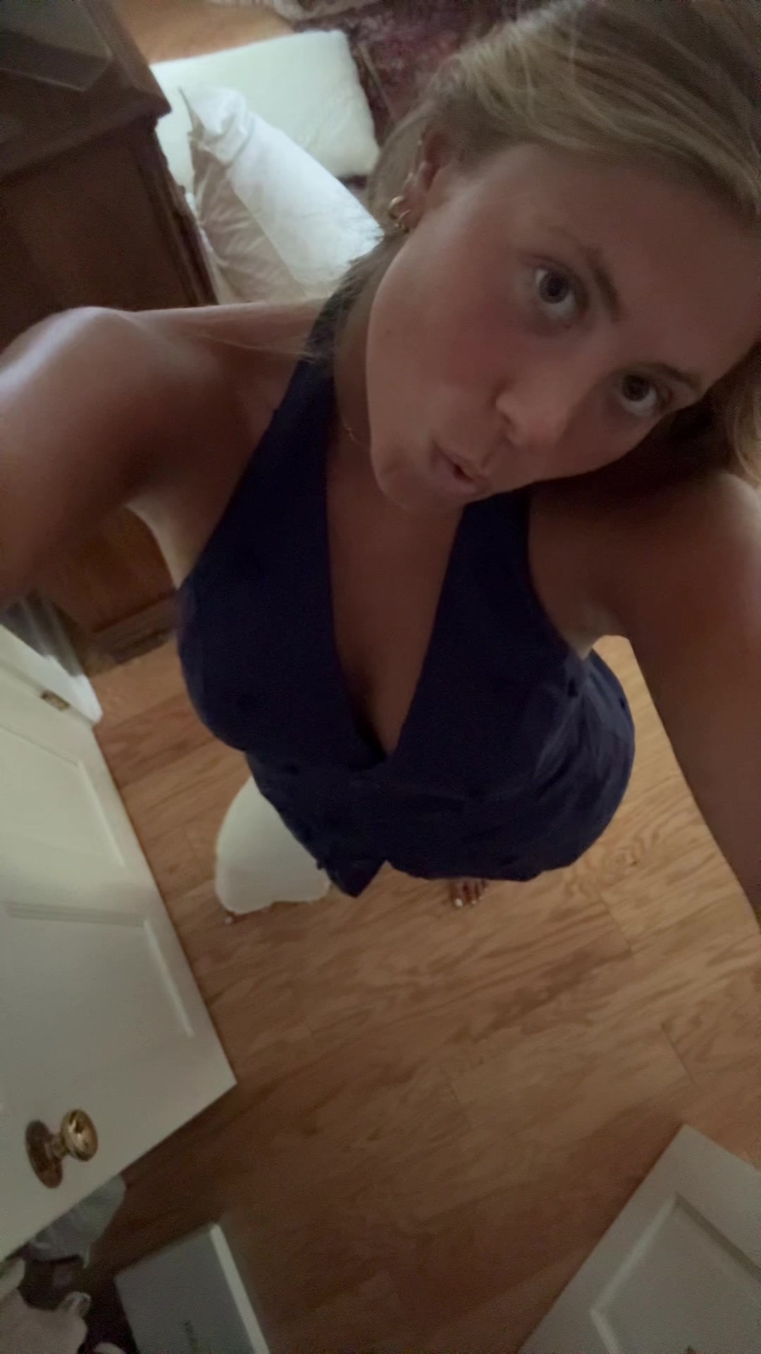 @Cate_Hughes