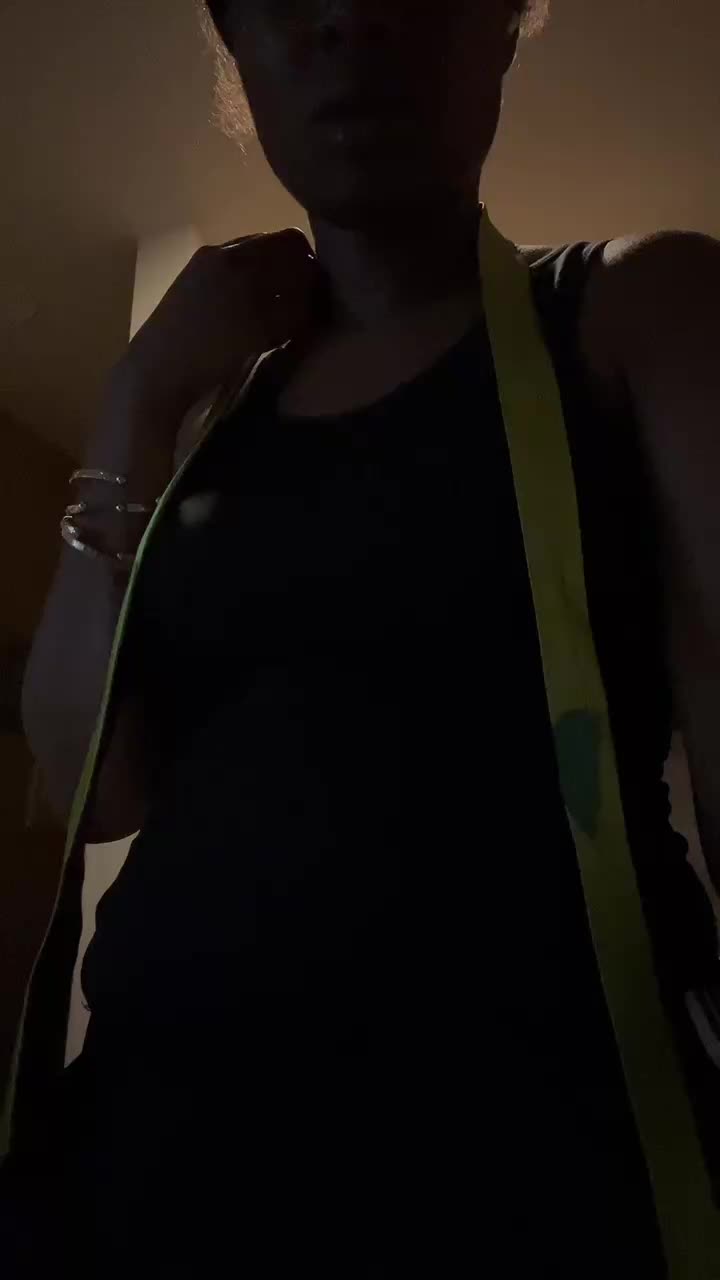 @Tatii B