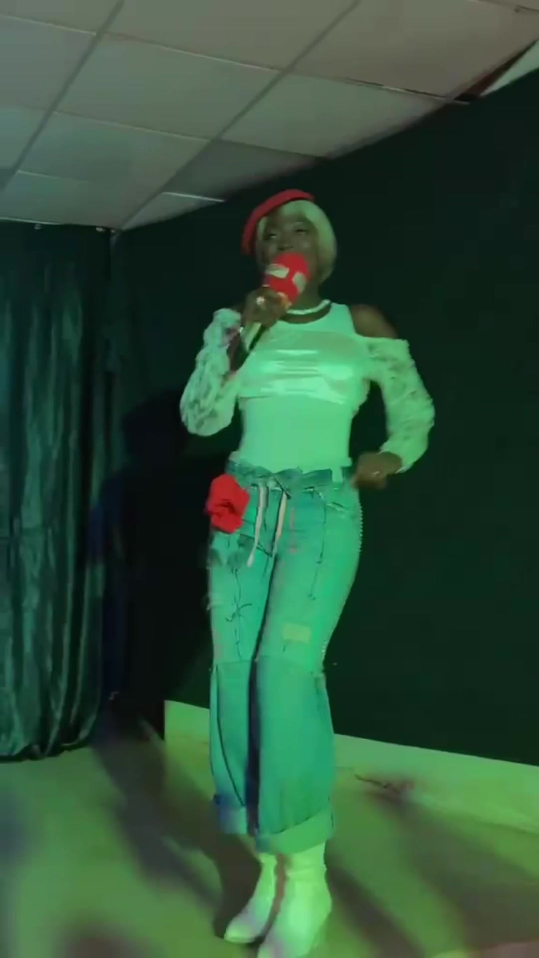@Dial&eacute;b&egrave;ne
