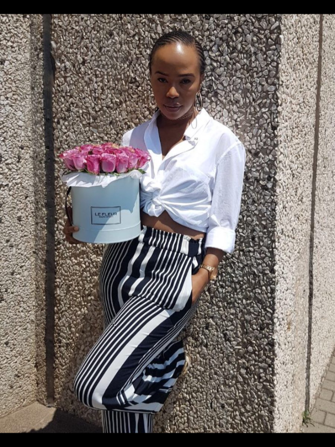 @Sindi_Dlathu