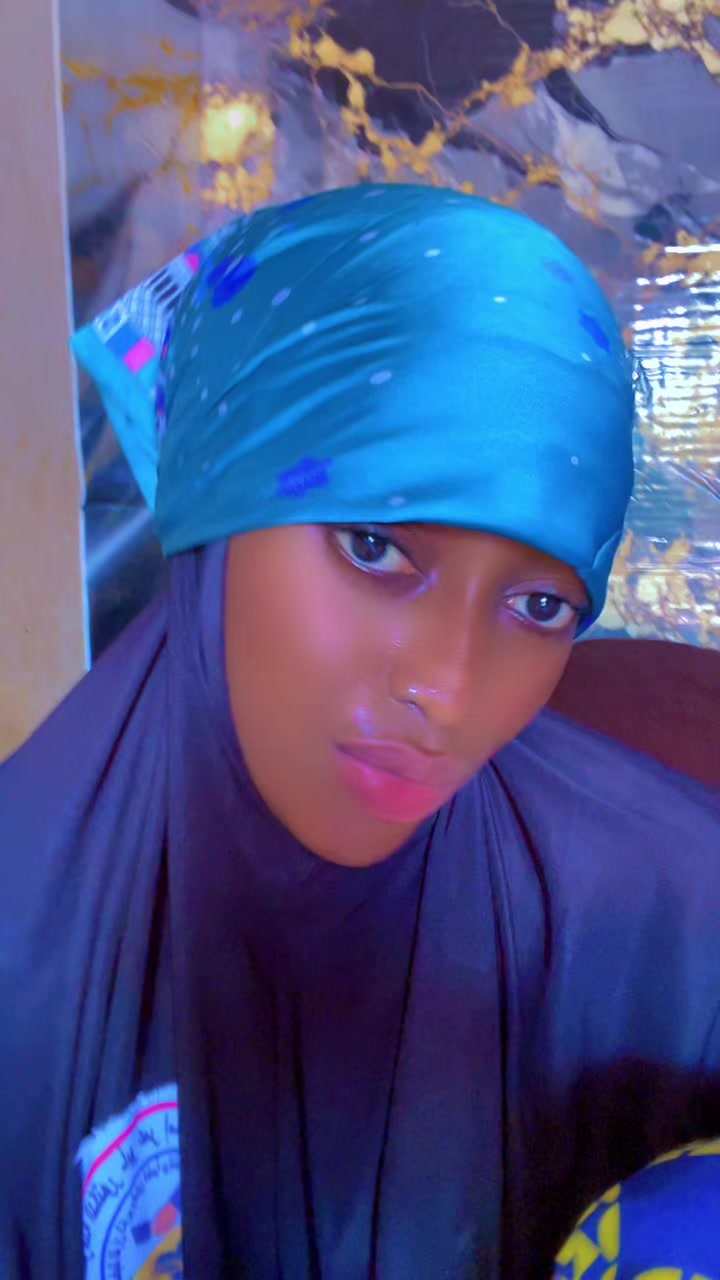 @Chartceesay