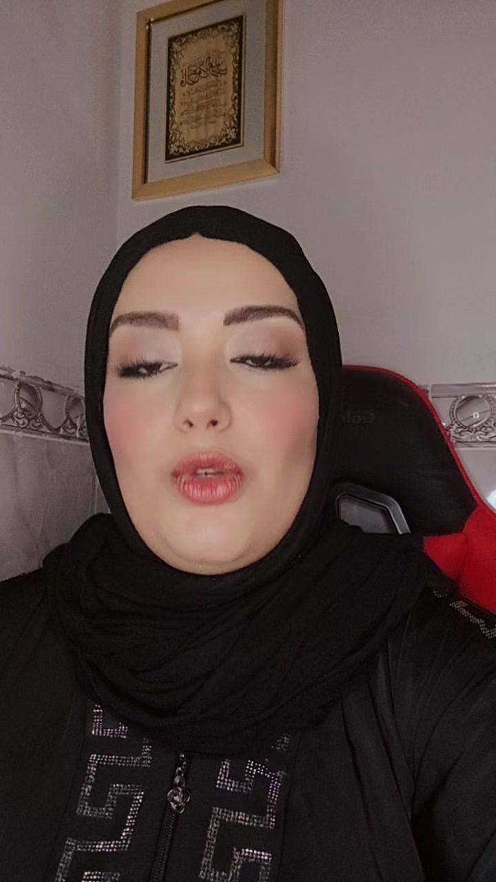 @مروة (وزيرة السعادة)🇩🇿