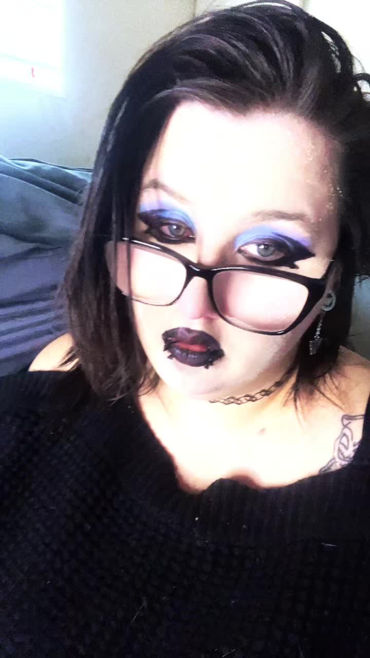 @sp00ky_treats