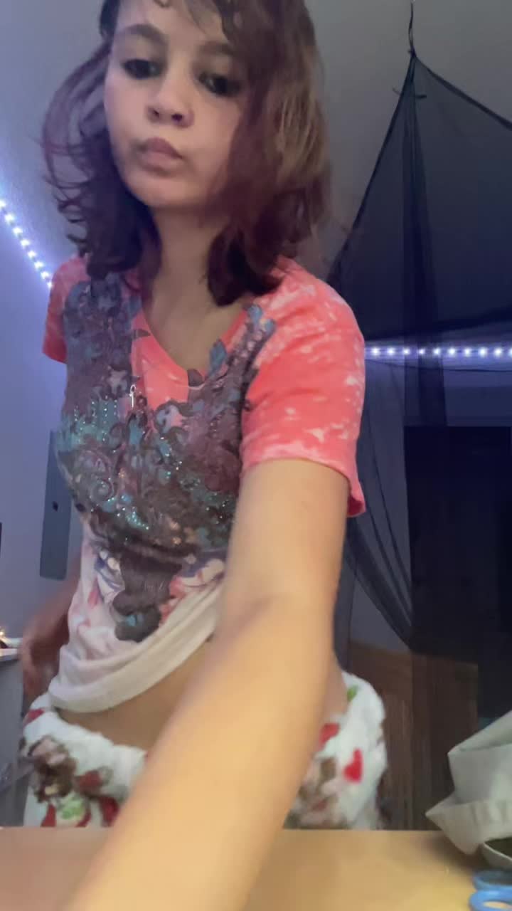 @Hannah 🇨🇴💤🫰🥹