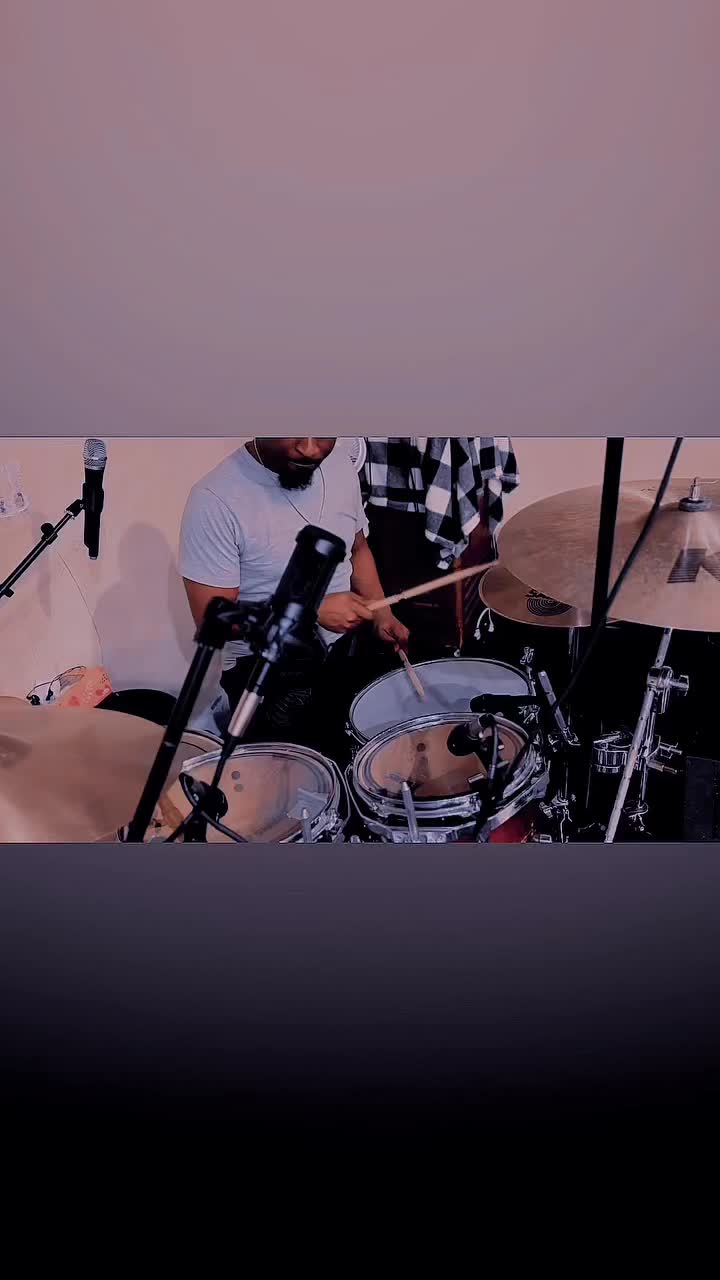 @DrummerBooyyy