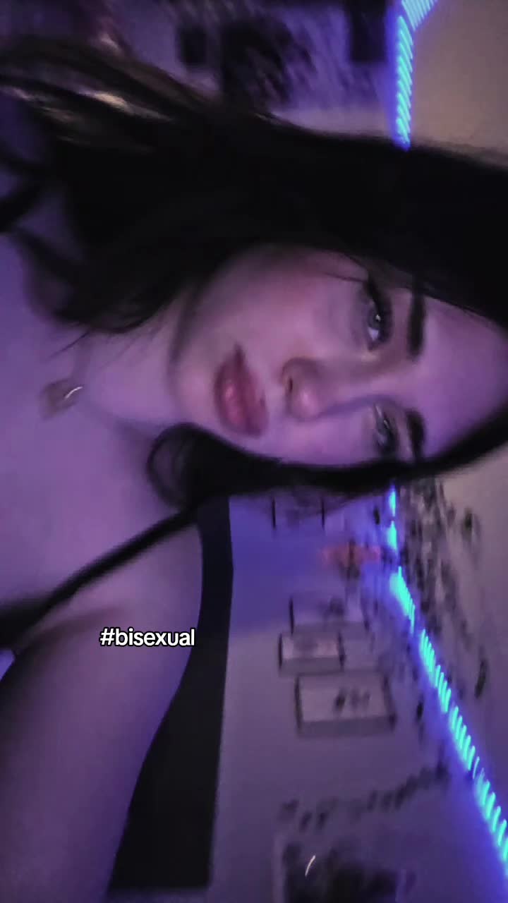 @(*≧з≦)
