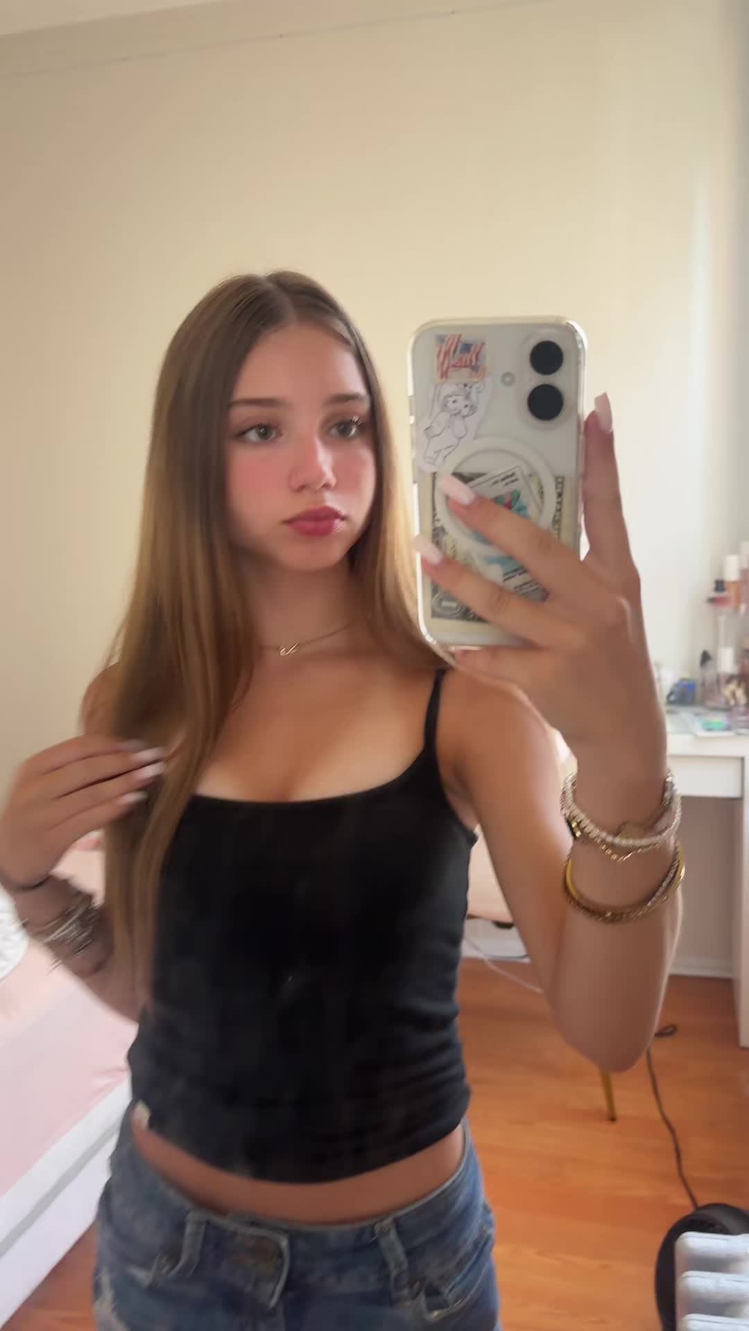 @𝒜lina🧘🏽♀️