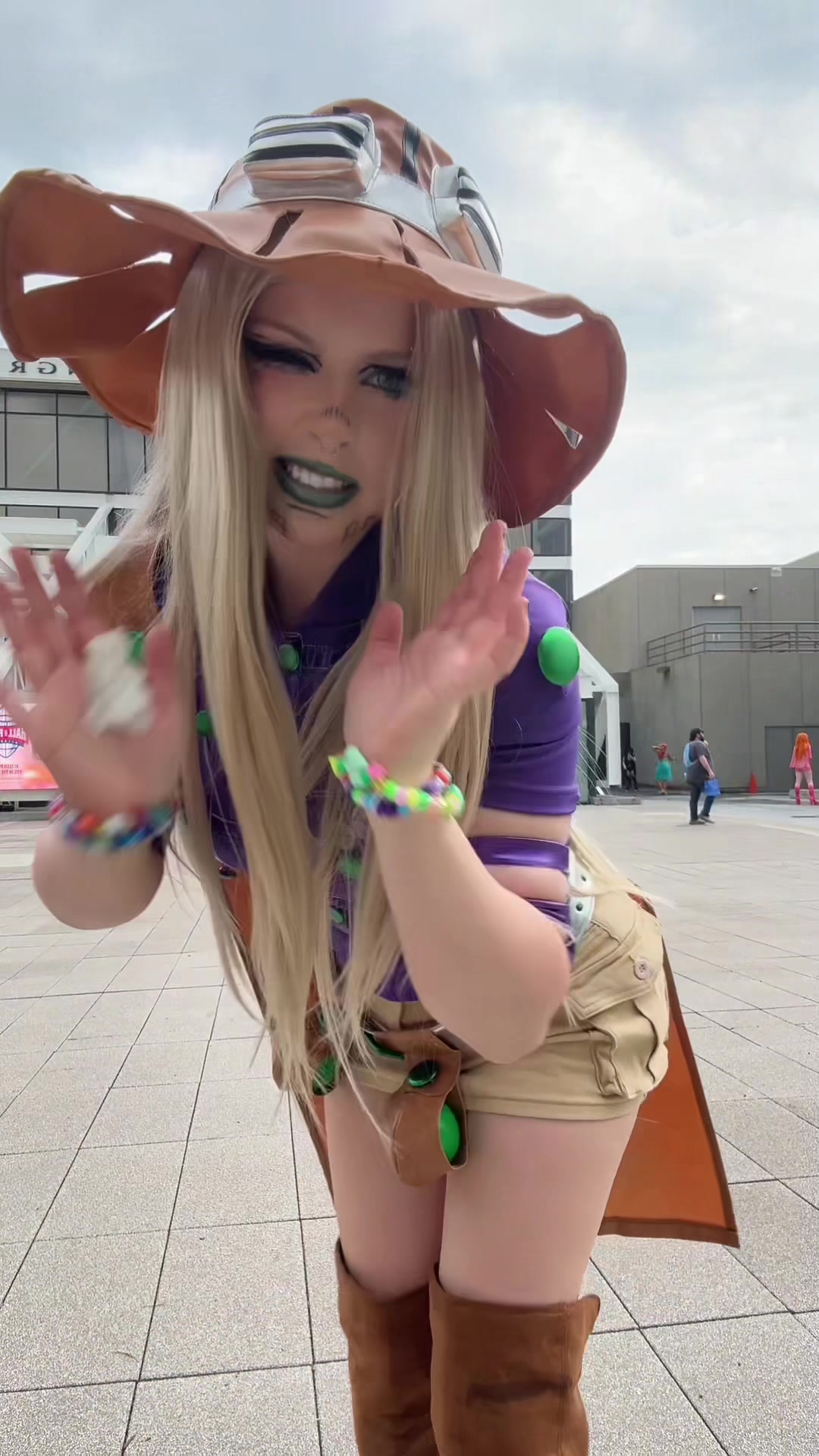 @alicat_cos