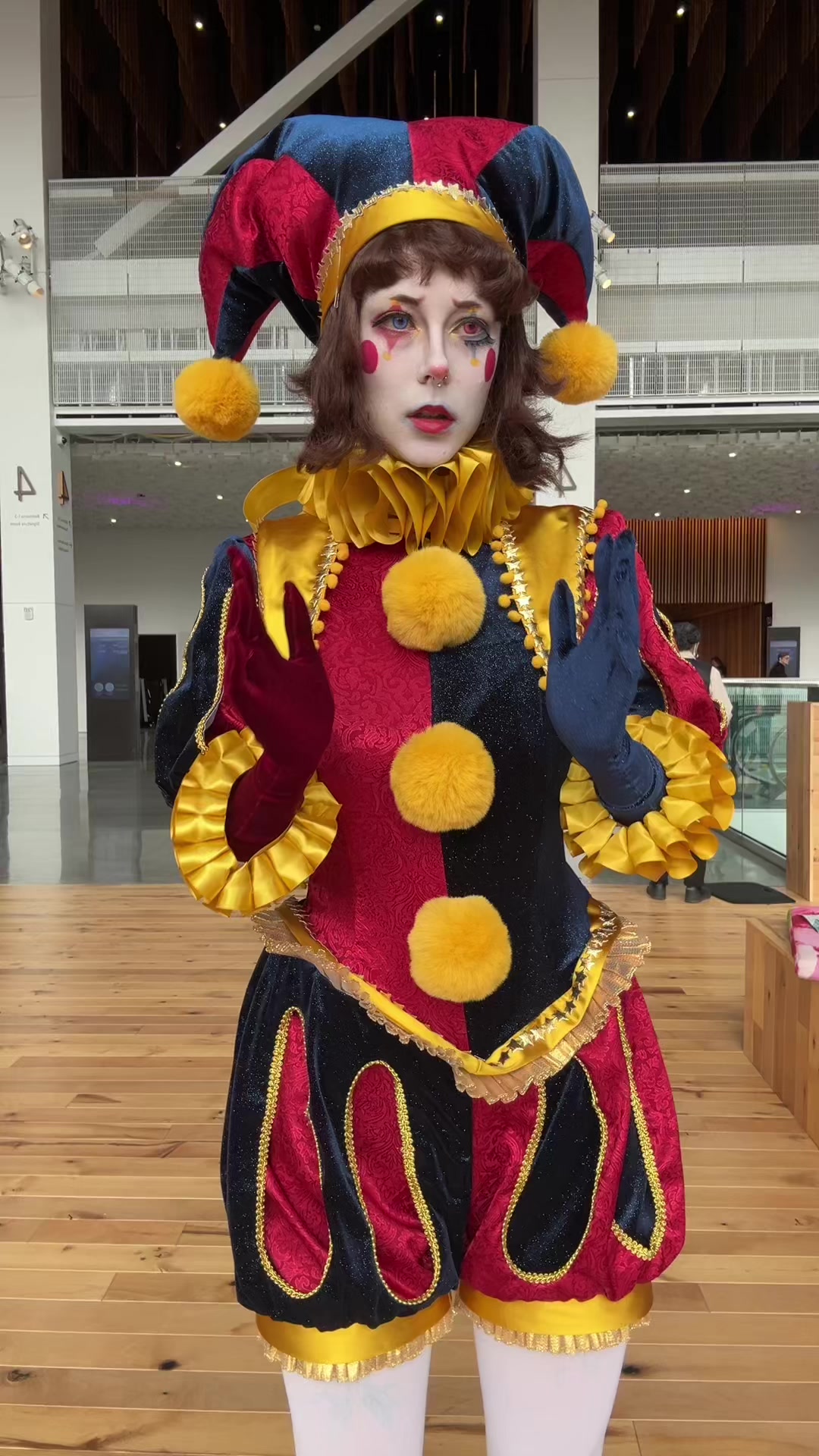 @✨clown town✨
