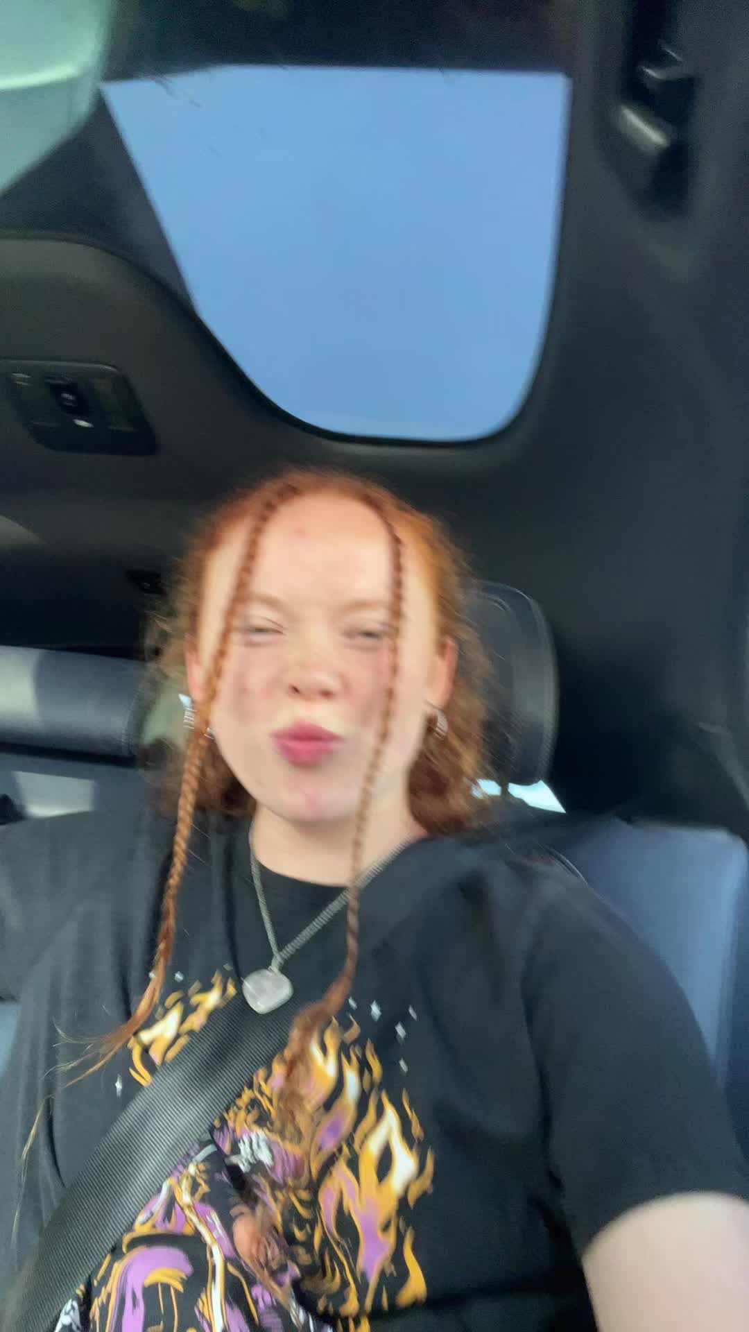 @mj