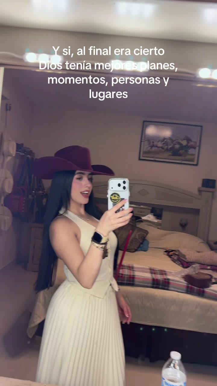 @𝑁𝑎𝑡𝑎𝑙𝑖𝑒