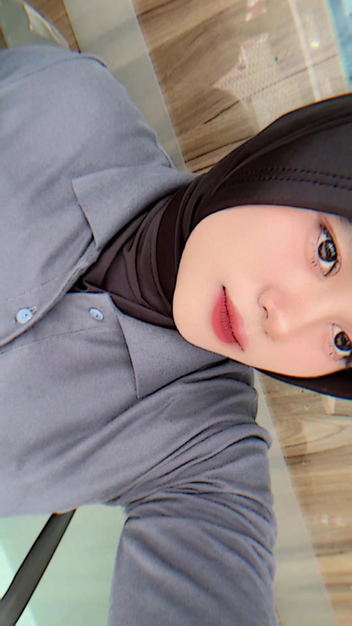 @Icha Random🦥