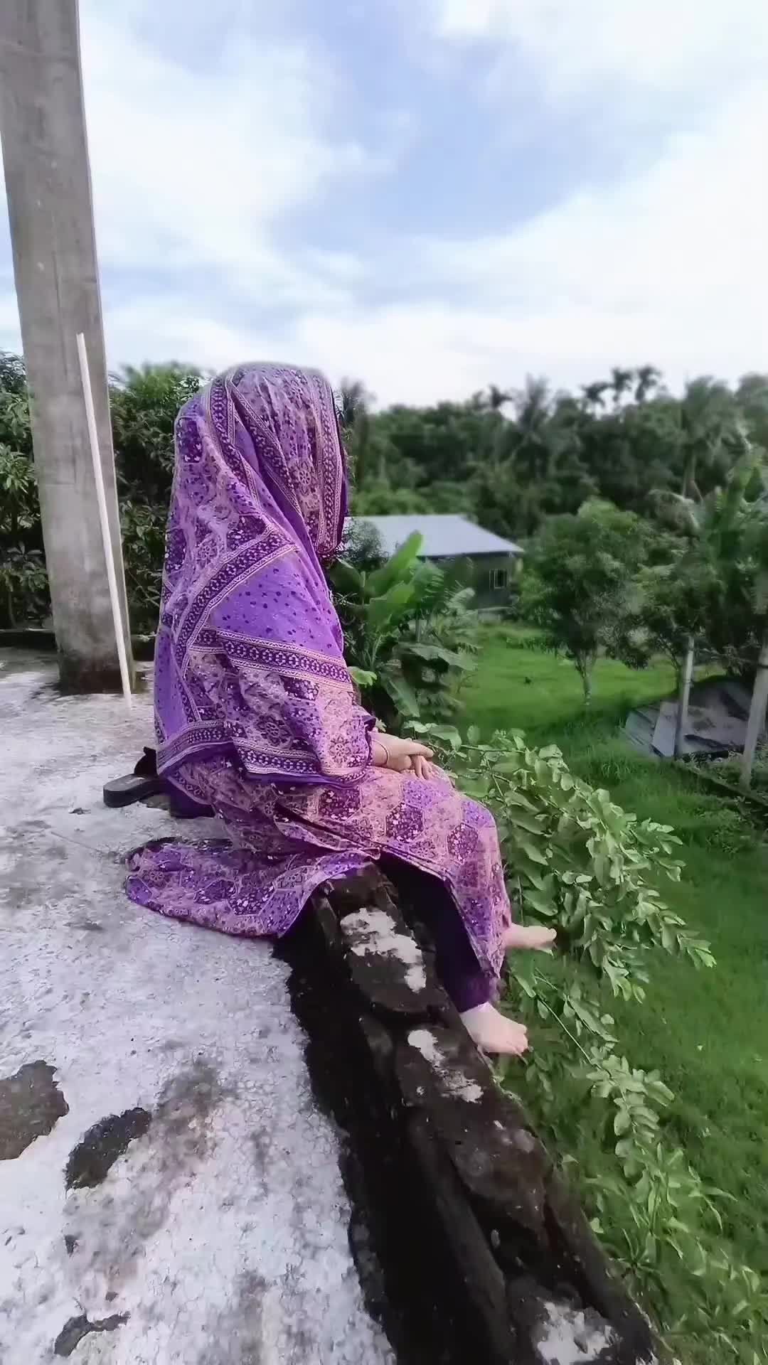 @কষ্টের রানী...🦋
