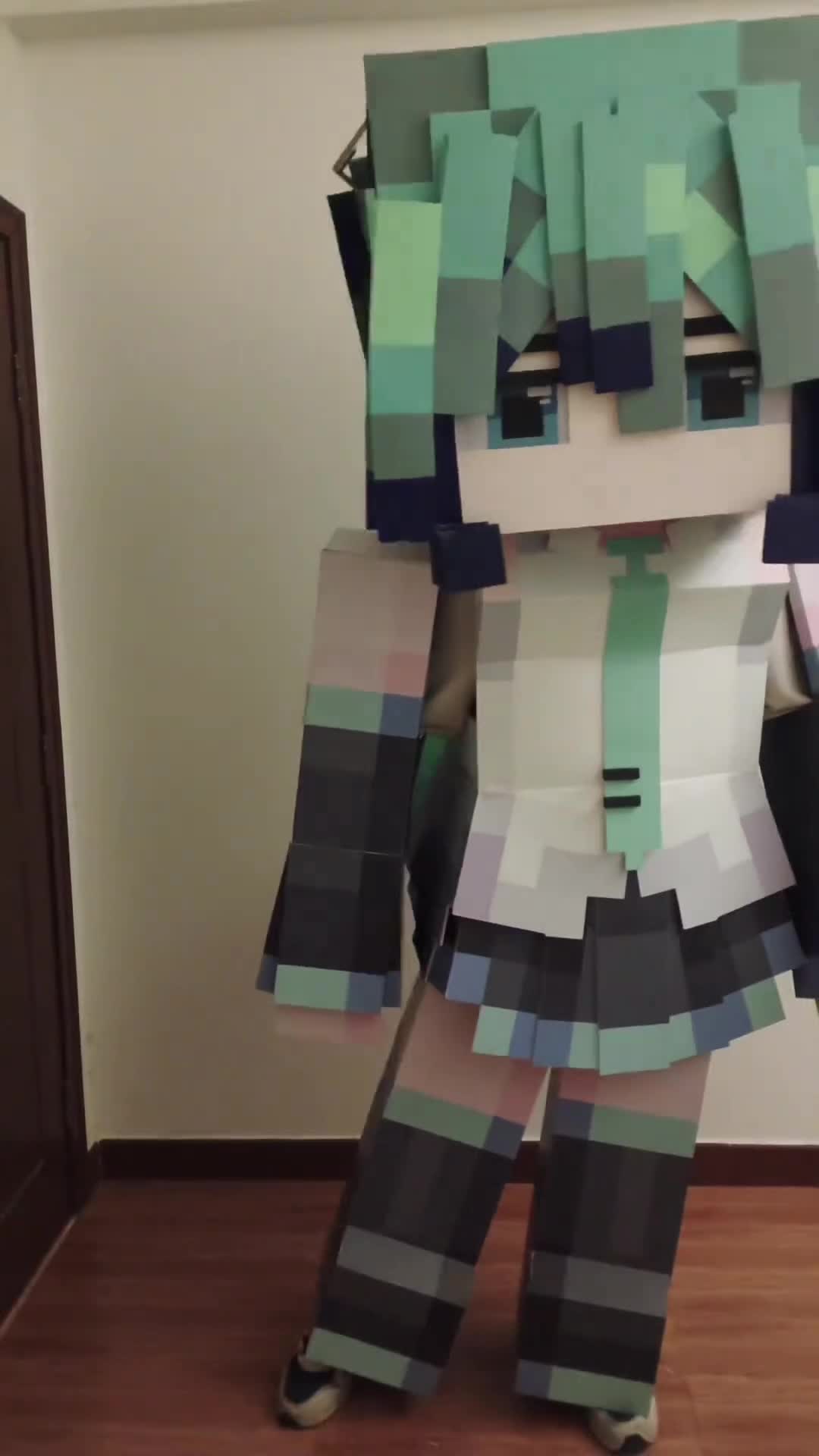 @Link in bio(mikufandom.com)