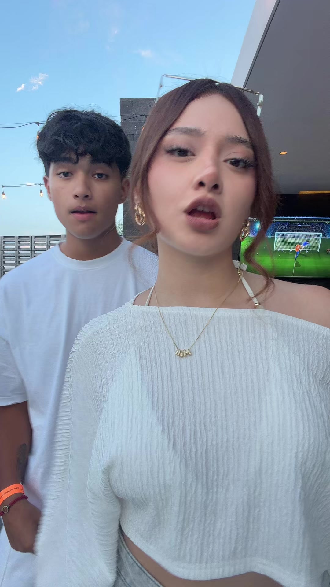 @Mia