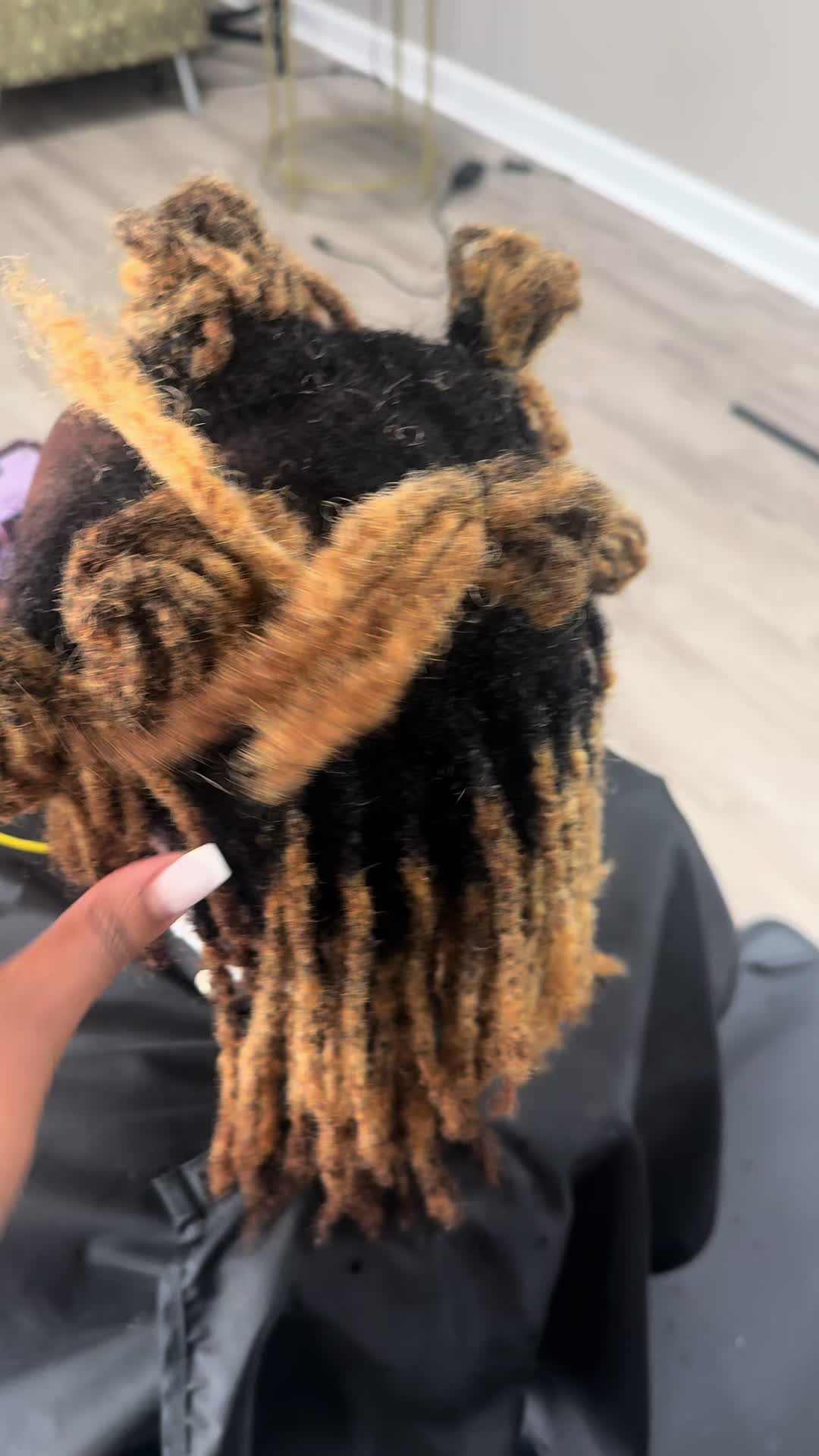@yanneikaharriott