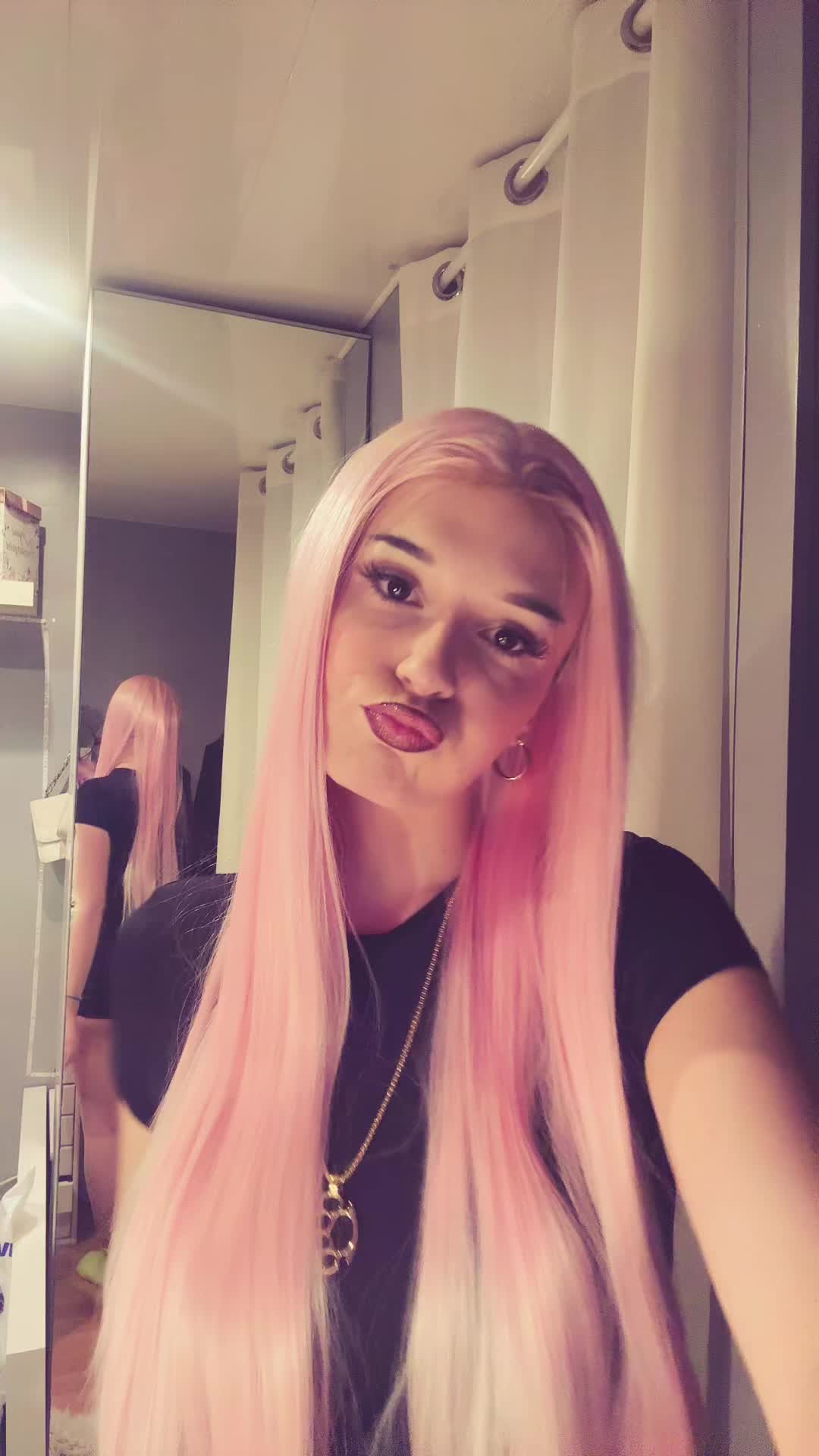 @baddienhess