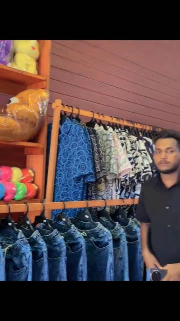 @MR.මැණික්