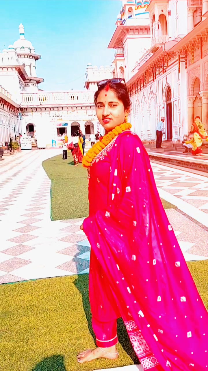 @Sibek sanjana pal😍