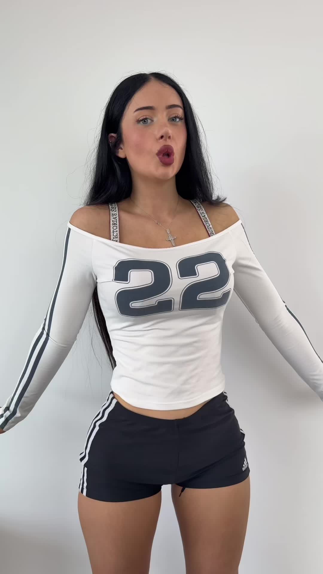 @lillyabellaa