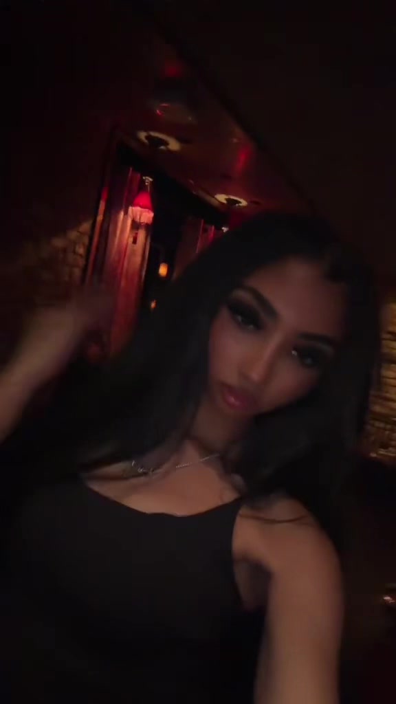 @lolaleilanii