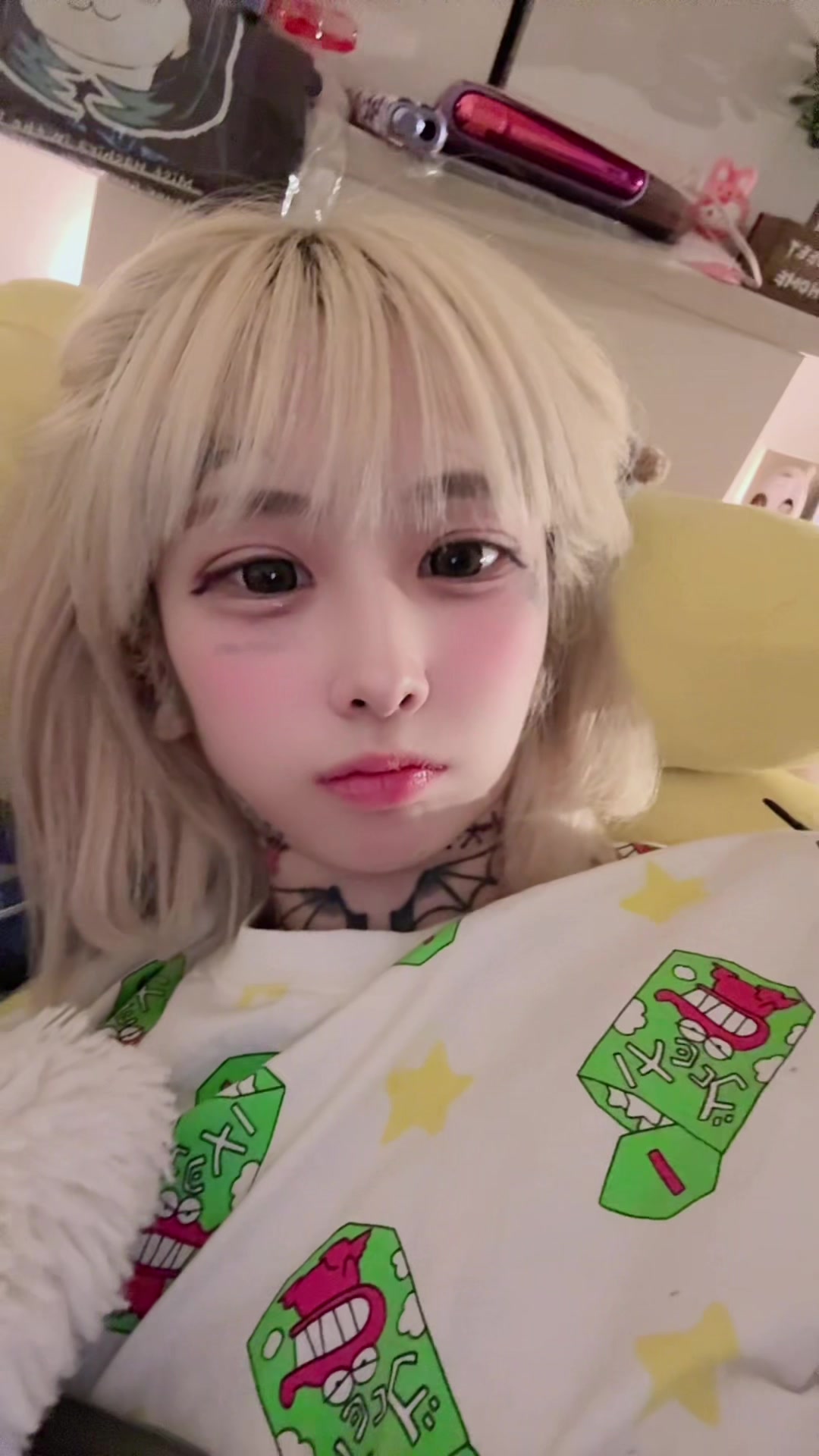 @ひな