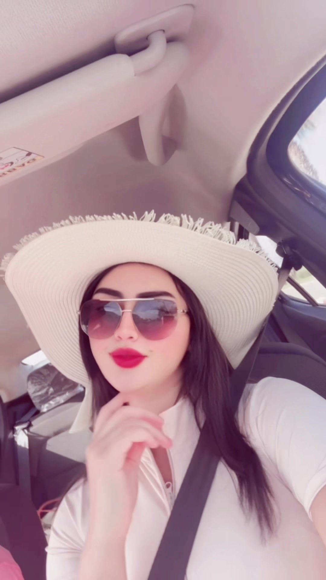 @AbOora🎀🩷