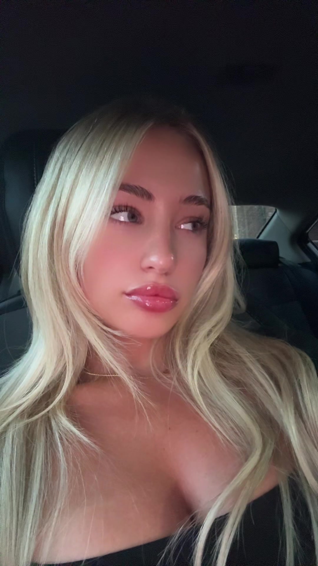 @BROOKLYNN