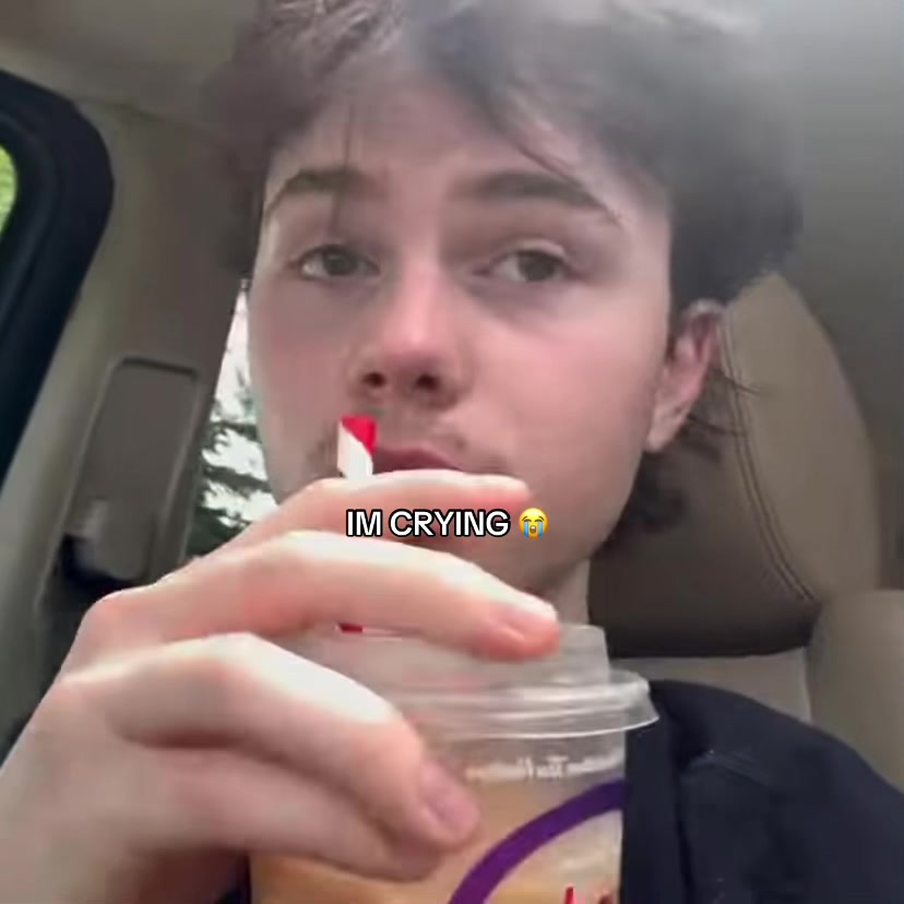 @𝑲𝒊𝒌𝒊 𝜗𝜚˚⋆